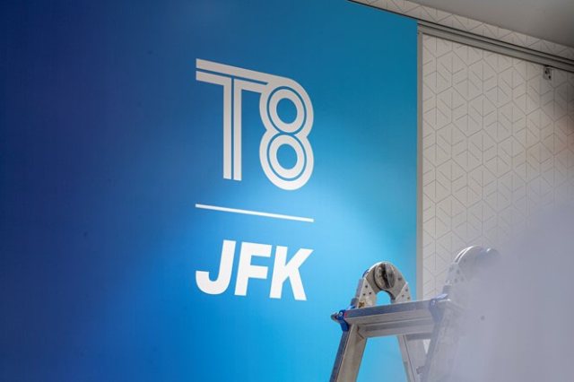 JFK国际机场8号航站楼完成品牌升级改造，纽约机场品牌设计与商业空间焕新亮相