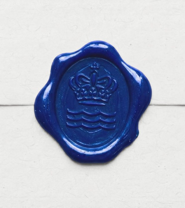皇家哥本哈根瓷器启用全新品牌标志：皇冠与海浪融合250年历史，重塑丹麦经典品牌视觉形象